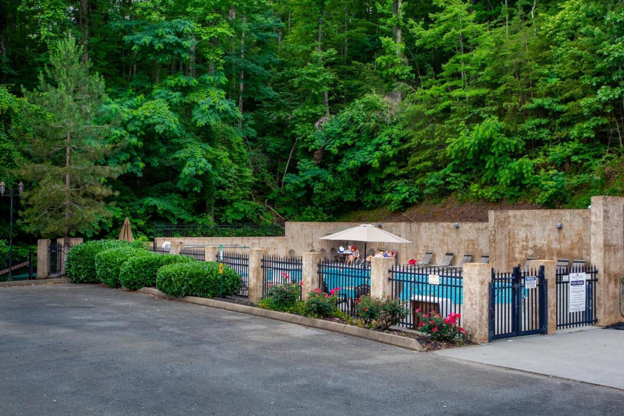 Rocky Retreat - Mtnview,communitypool,theaterroom Holiday home