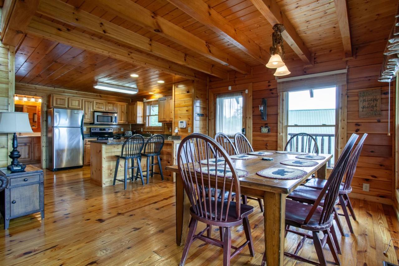 Rocky Retreat - Mtnview,communitypool,theaterroom Holiday home