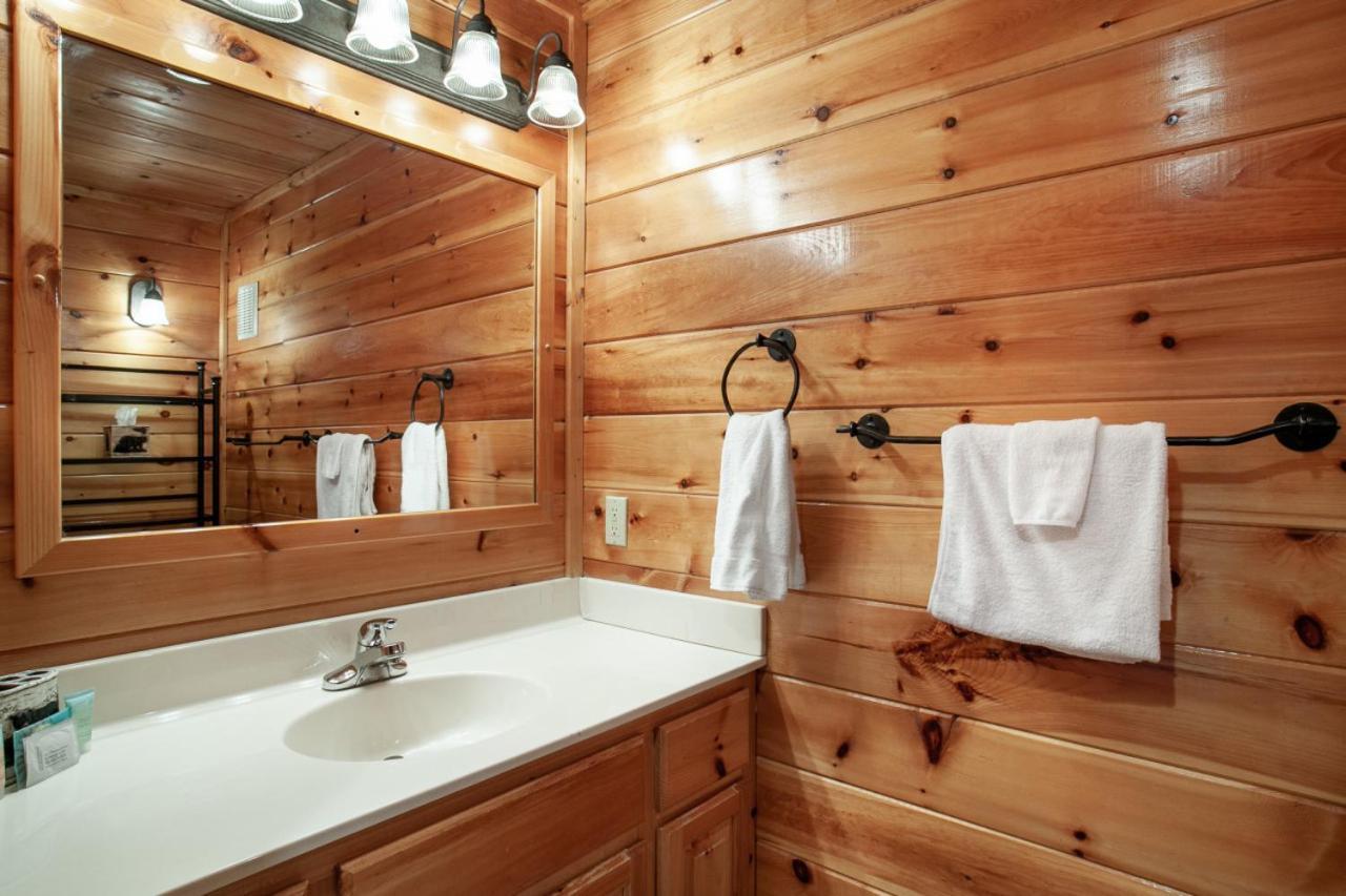 Holiday home Rocky Retreat - Mtnview,communitypool,theaterroom