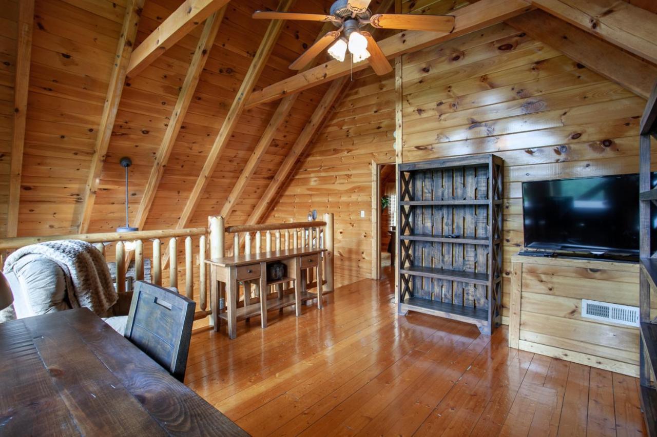 Holiday home Rocky Retreat - Mtnview,communitypool,theaterroom