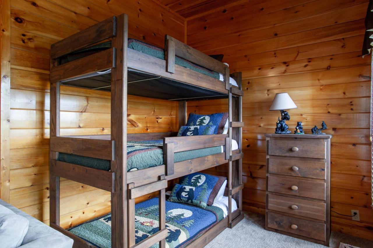 Holiday home Rocky Retreat - Mtnview,communitypool,theaterroom