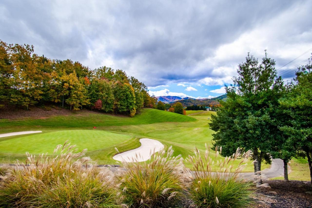 Penthouse Paradise - Fireplace And Mountain View Pigeon Forge