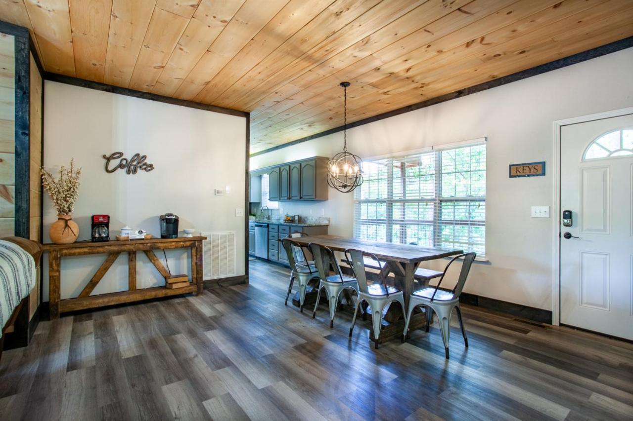 Holiday home Pine Cove - Hot Tub, Game Room, Theater *