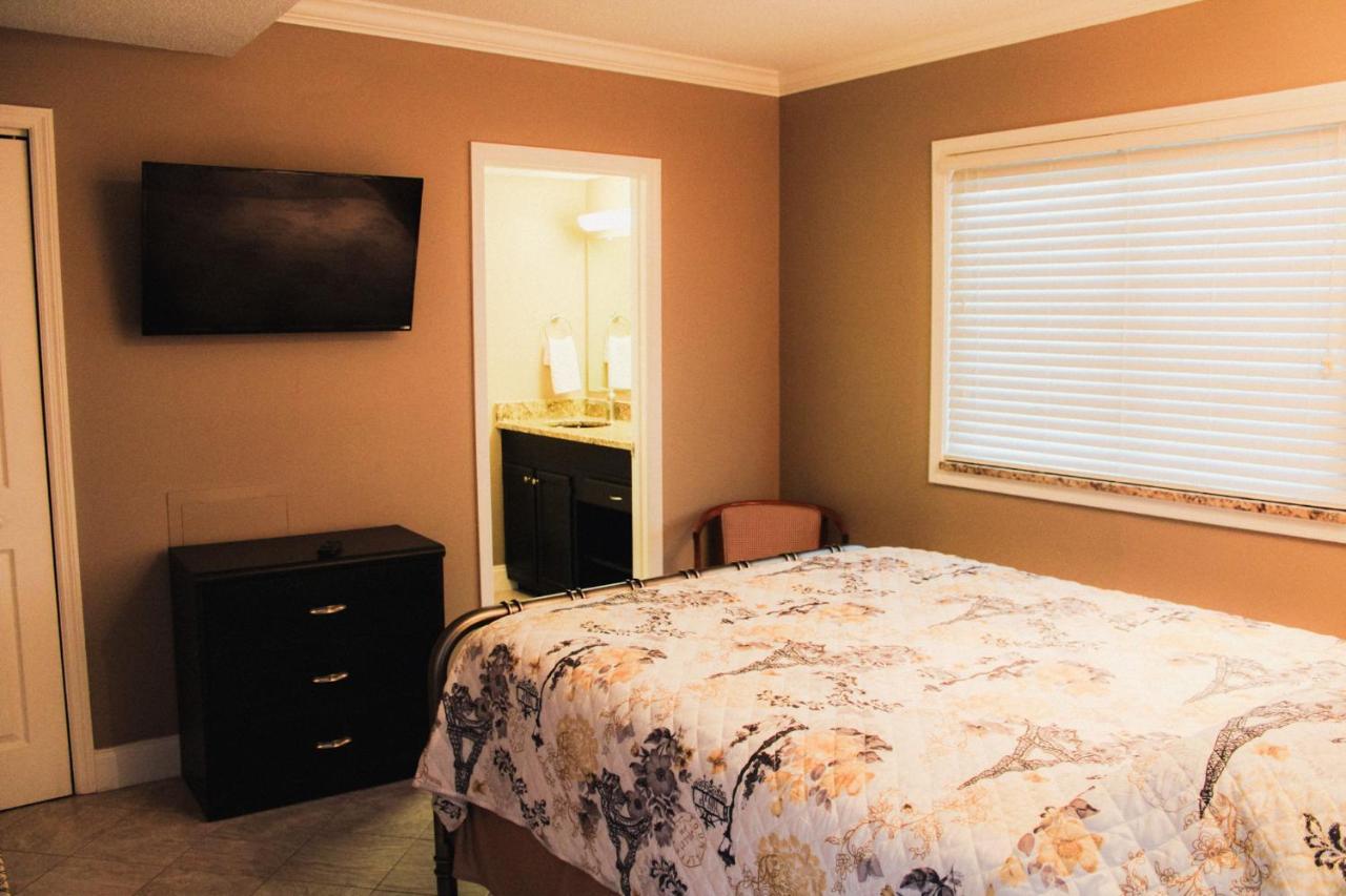 River Place #103 2bd Holiday home *