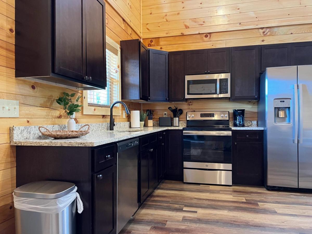 Sweet Tea Timber Indoor Pool Hot Tub Holiday home Pigeon Forge