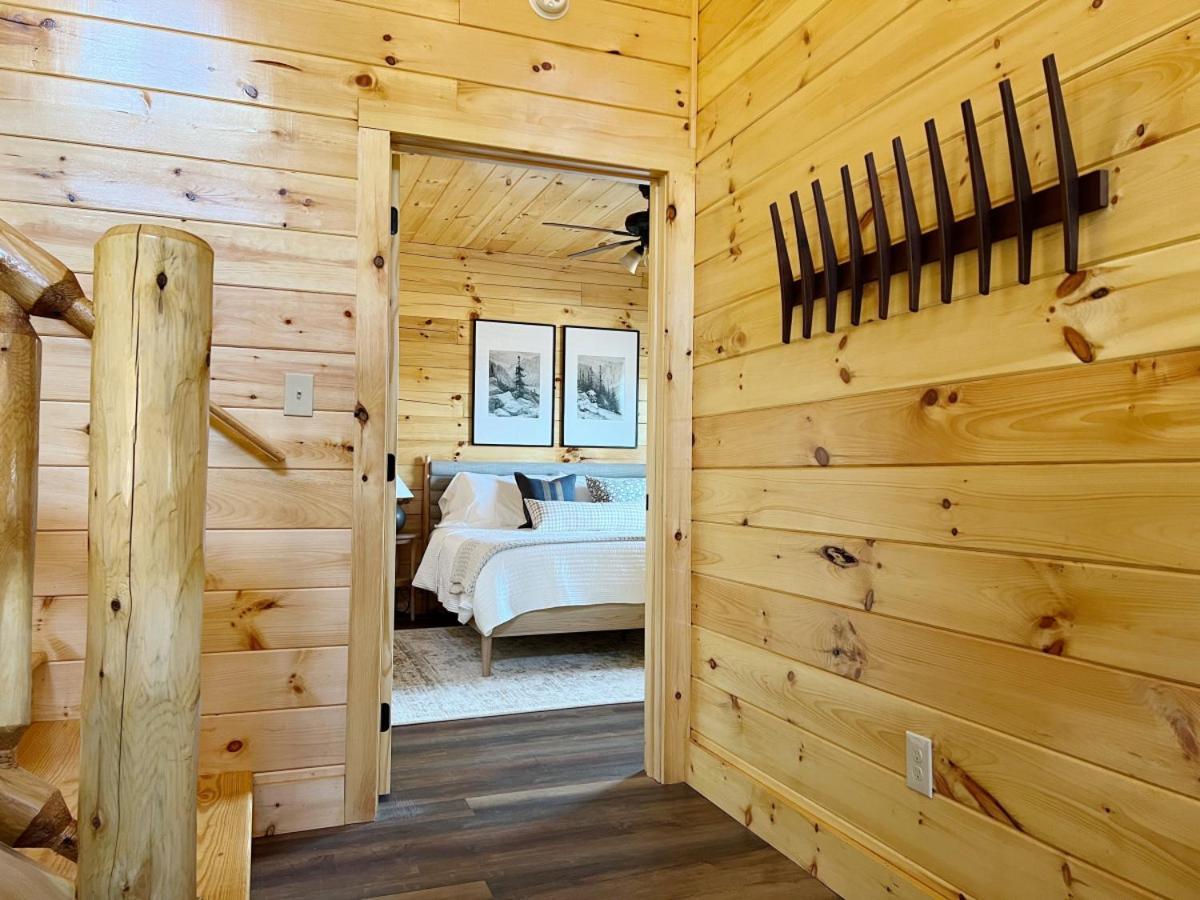 Sweet Tea Timber Indoor Pool Hot Tub Holiday home Pigeon Forge