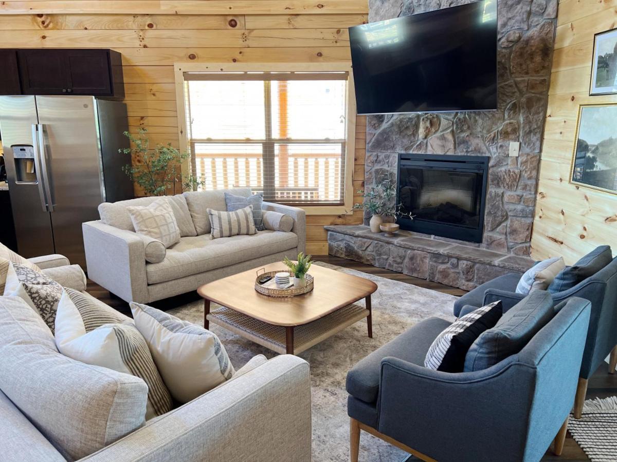 Sweet Tea Timber Indoor Pool Hot Tub Holiday home *