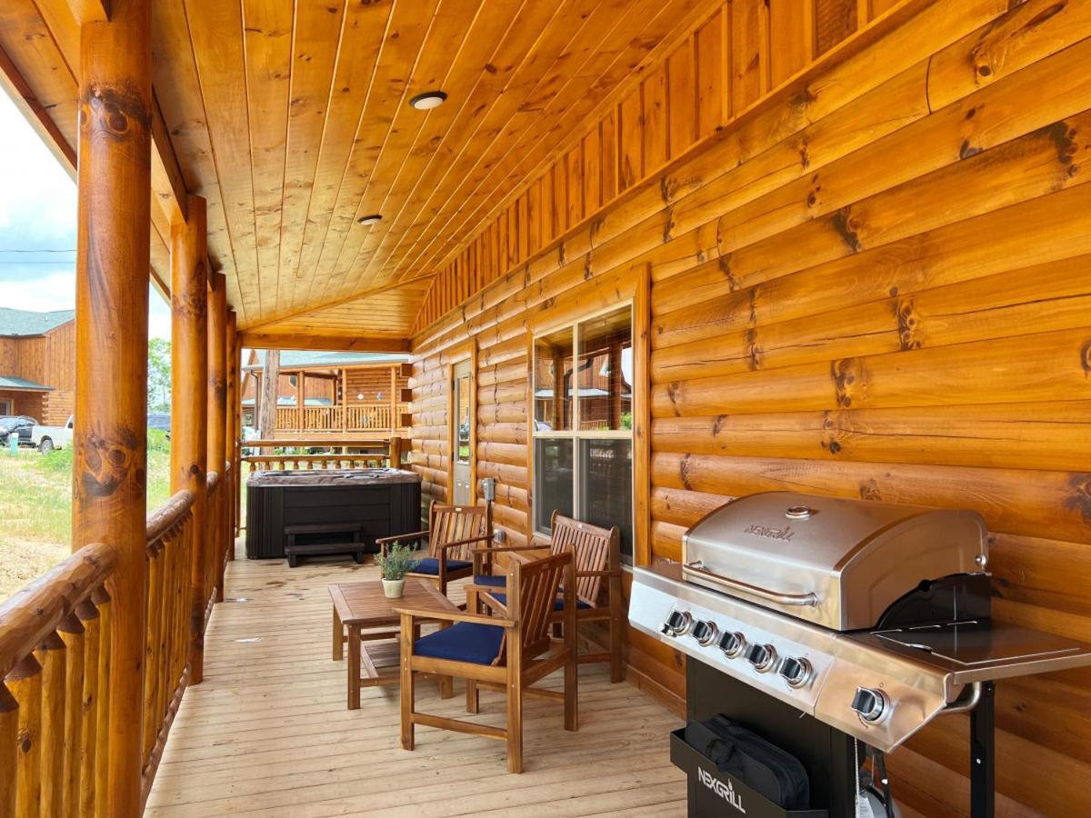 Holiday home Sweet Tea Timber Indoor Pool Hot Tub *