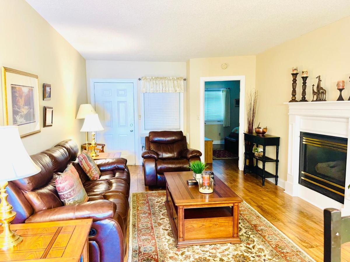 River Place #204 2bd * Pigeon Forge
