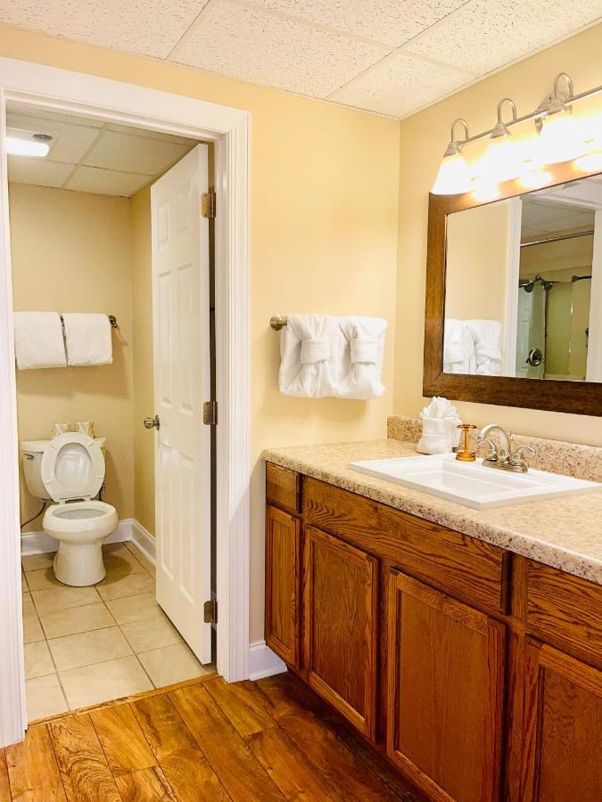 River Place #204 2bd *