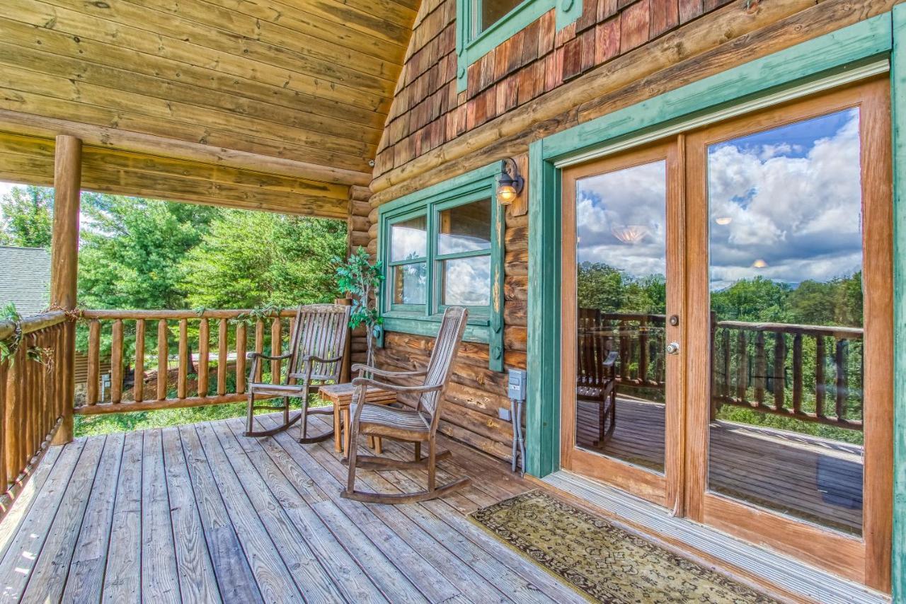 Alone At Last- Hot Tub,1089 Of Free Tickets For Each Paid Day, Dollywood And More! Holiday home *