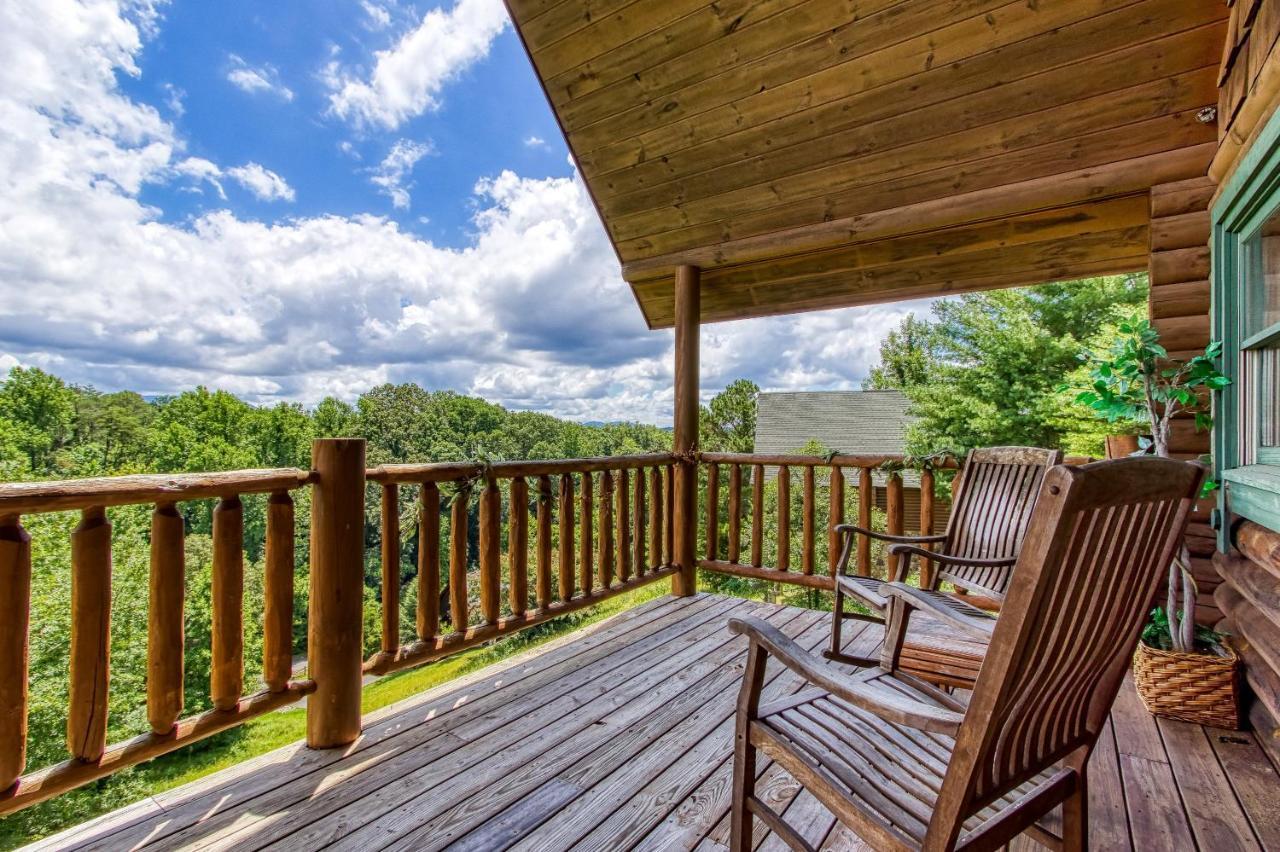 Holiday home Alone At Last- Hot Tub,1089 Of Free Tickets For Each Paid Day, Dollywood And More! Pigeon Forge