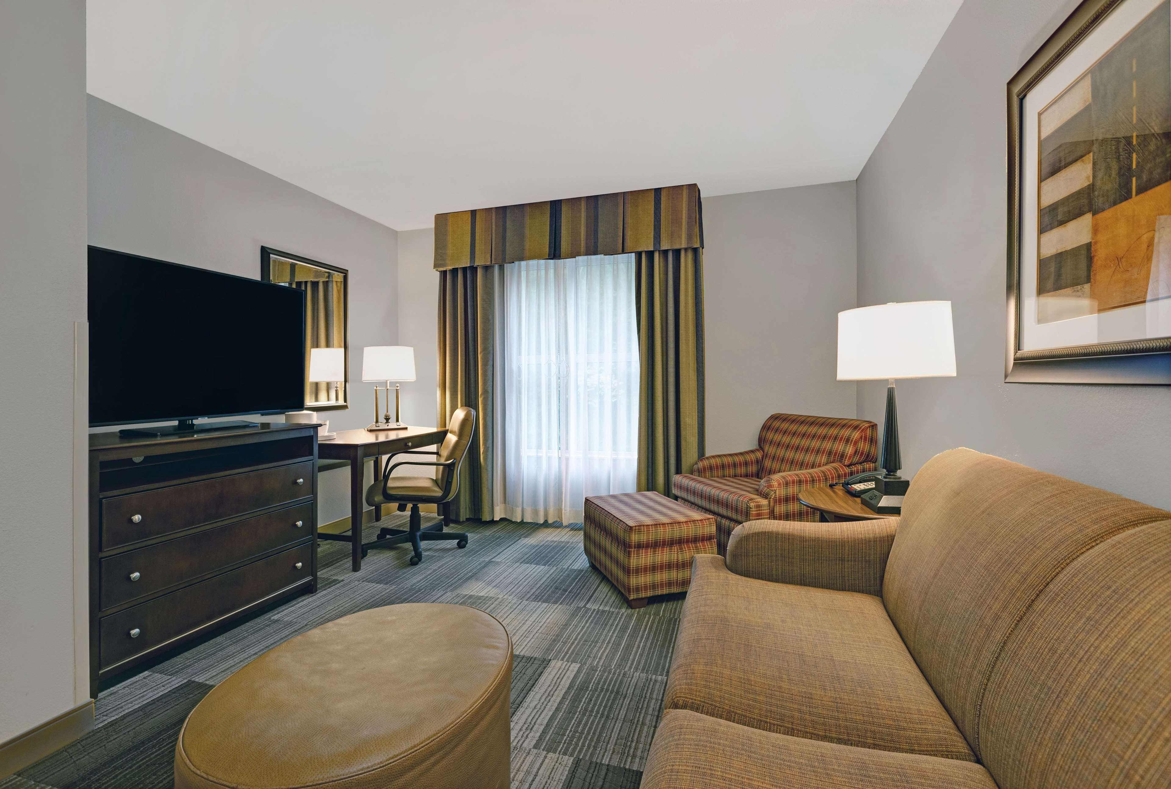 Hotel Hampton & On The Parkway