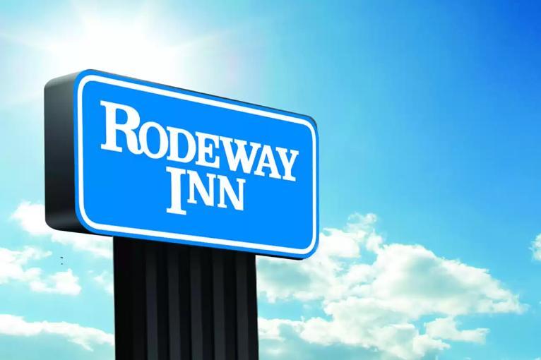 Hotel Sleep & Downtown Pigeon Forge