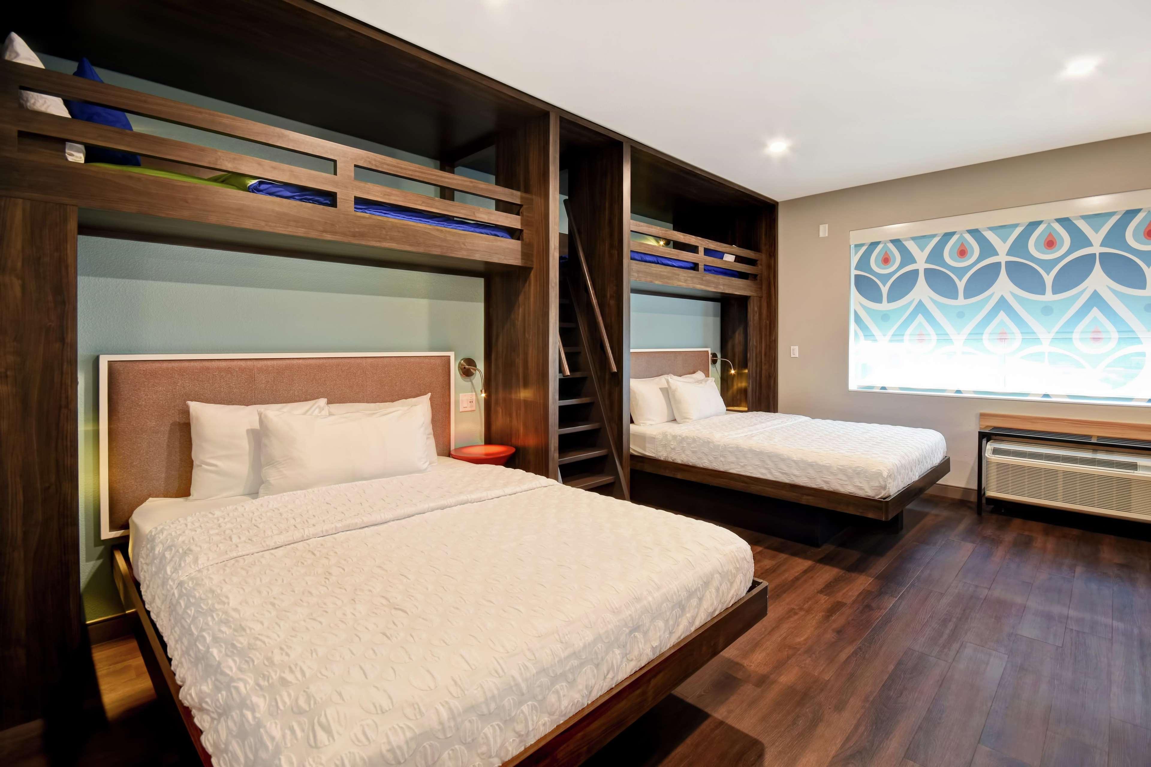 Hotel Tru By Hilton 3*