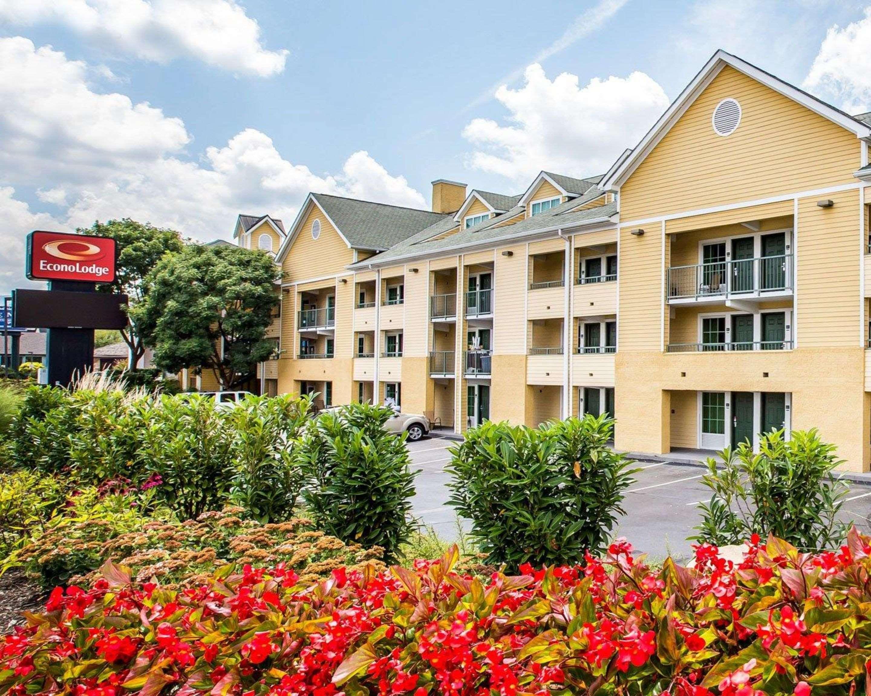 Lodge Econo Riverside Pigeon Forge