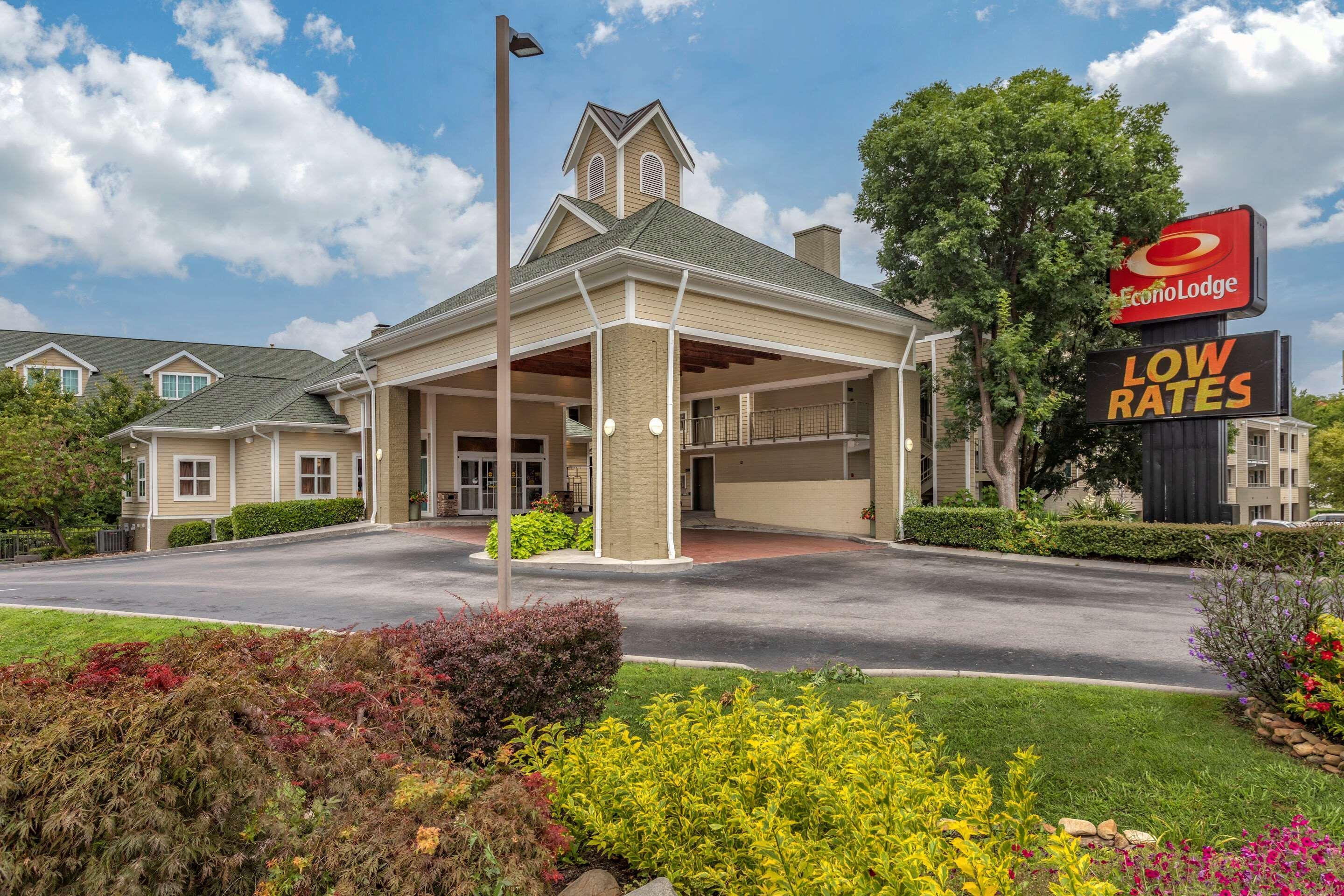 Econo Riverside Lodge *