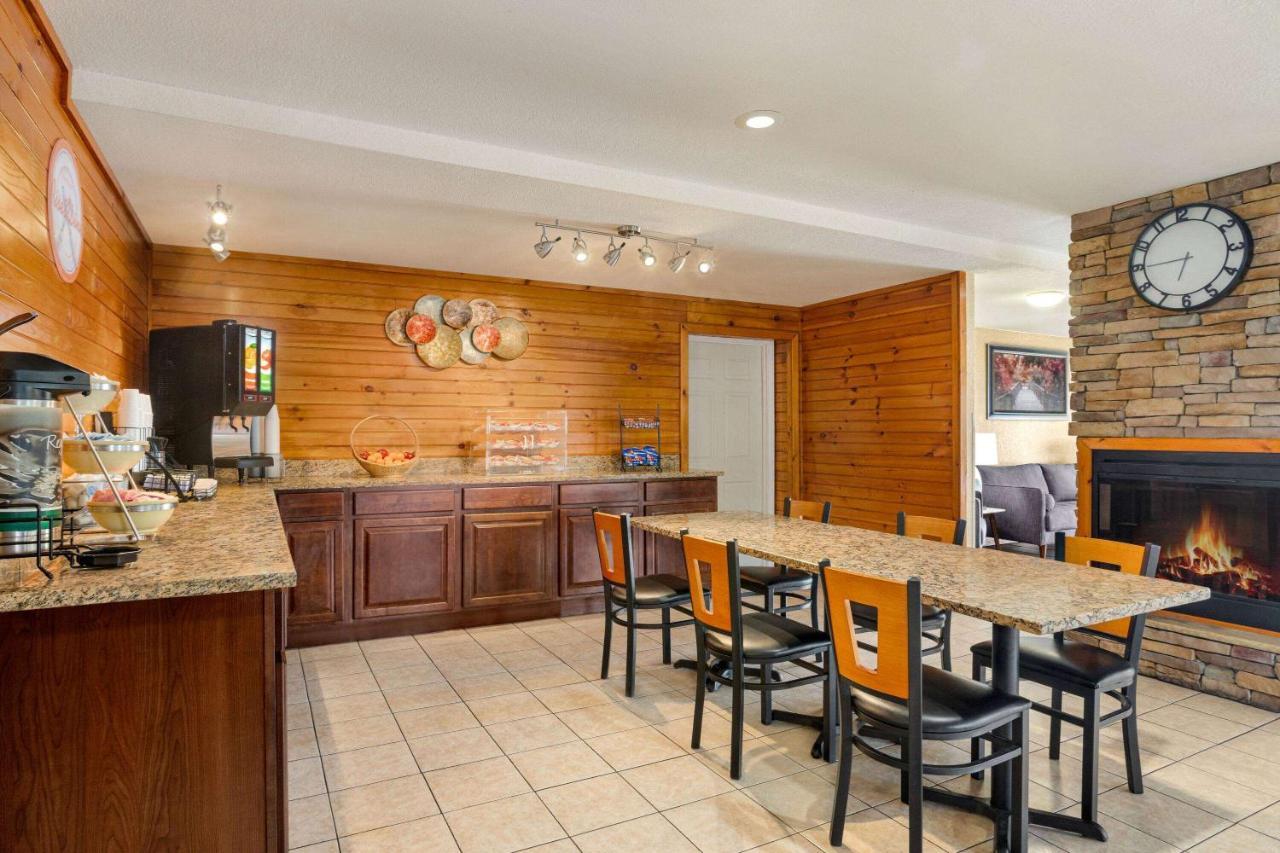 Howard Johnson By Wyndham Hotel 3*