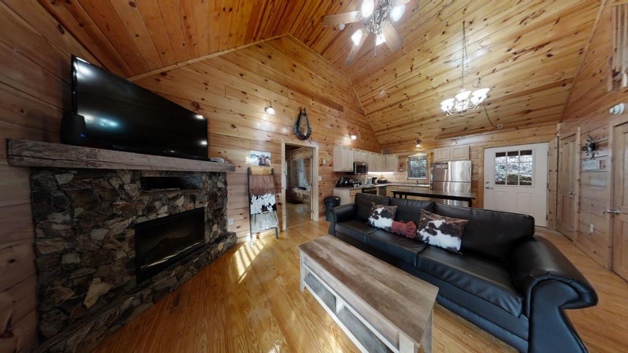 Pleasant Hollow Cabin