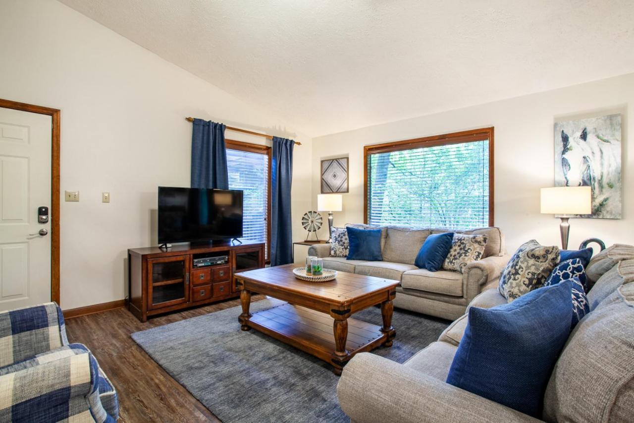 Highland Forest Duo Retreat