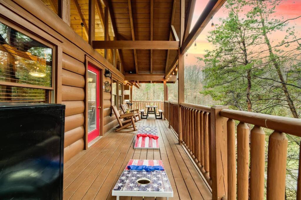 Chalet Premier Cabin - Golden Tee, Arcade, Location! *