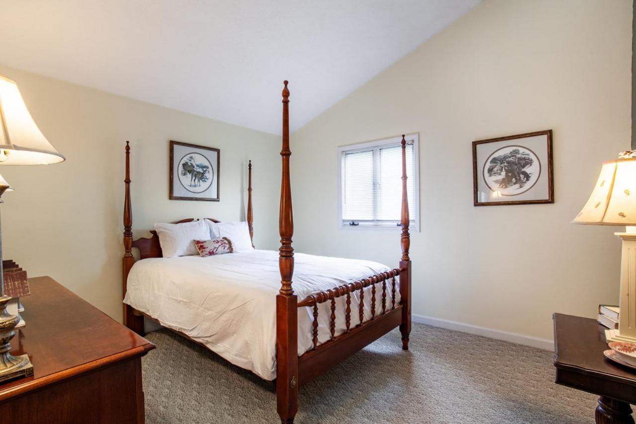 Holiday home Highland Forest Duo Retreat Pigeon Forge