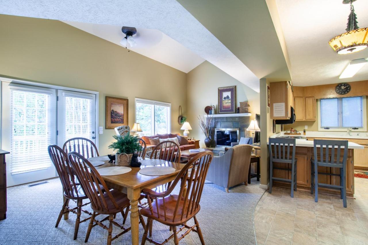Highland Forest Duo Retreat Holiday home *