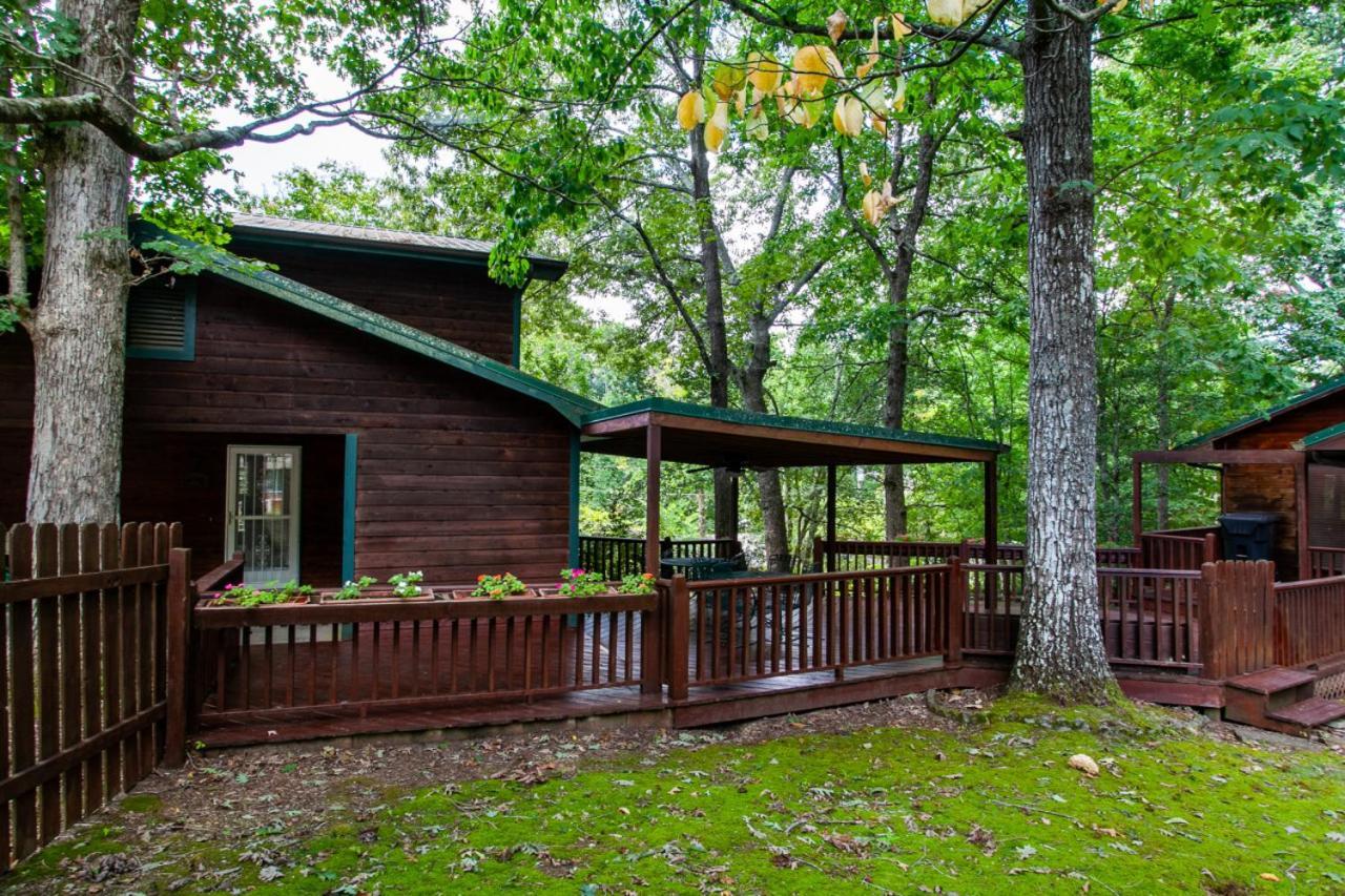 Highland Forest Duo Retreat Pigeon Forge