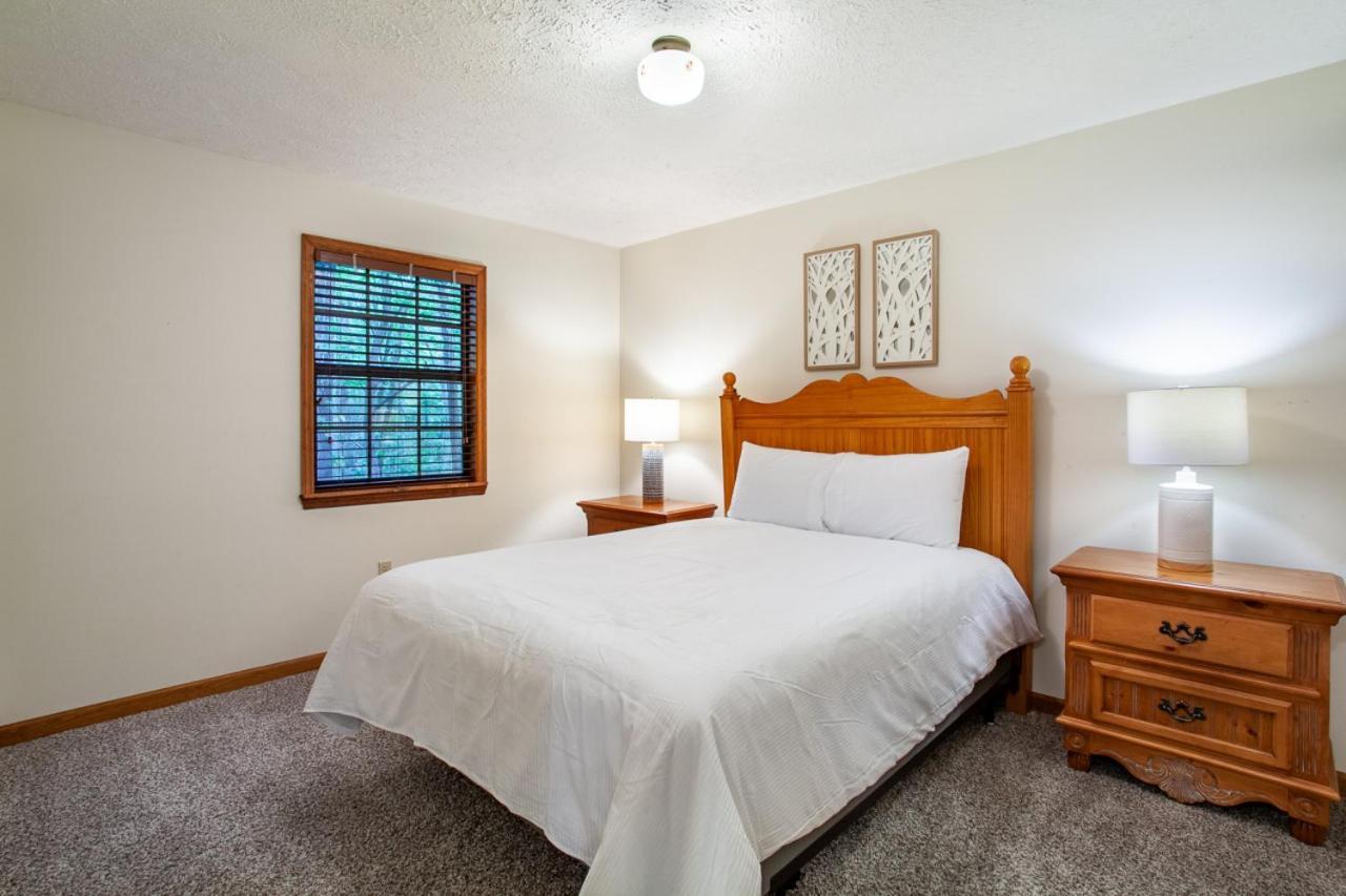 Holiday home Highland Forest Duo Retreat Pigeon Forge