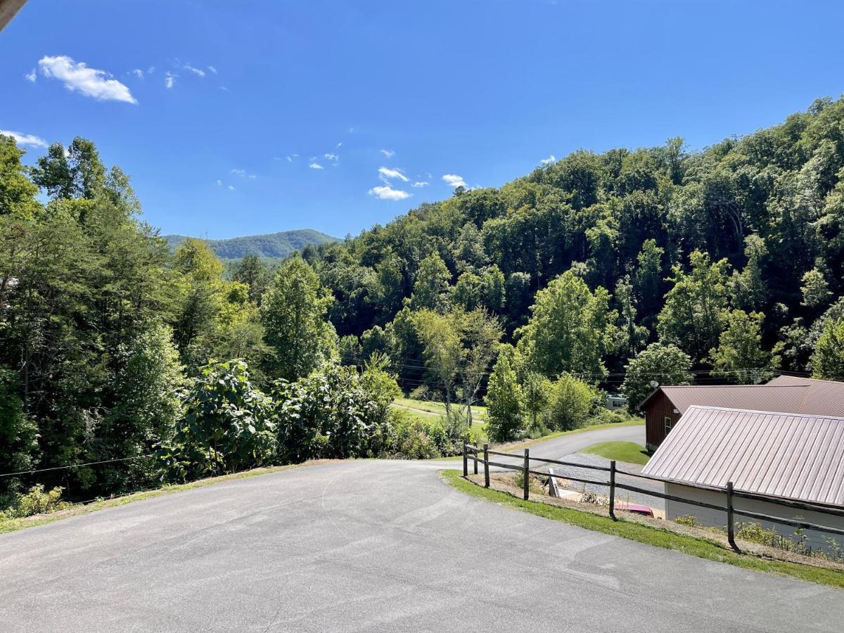 Farm stay Double L Ranch *