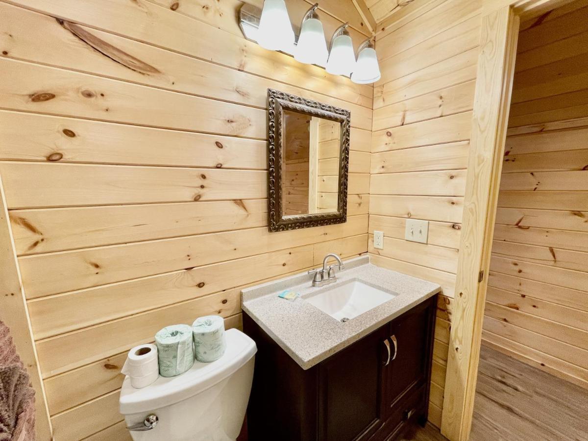 Double L Ranch Pigeon Forge