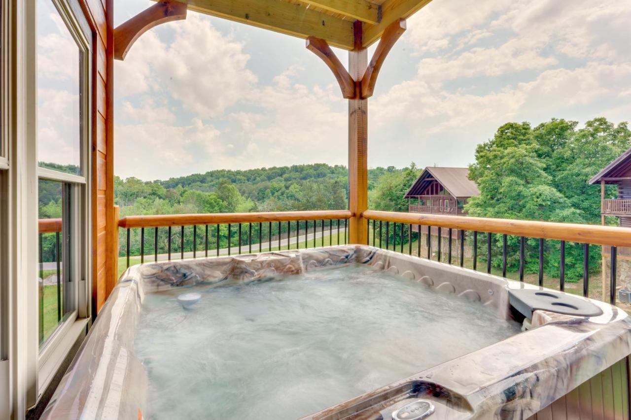 Misty Mountain Stop Mountain Views Hot Tub Game Theater