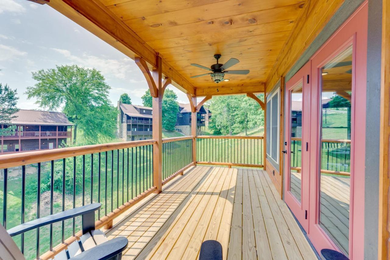 Holiday home Misty Mountain Stop Mountain Views Hot Tub Game Theater Pigeon Forge