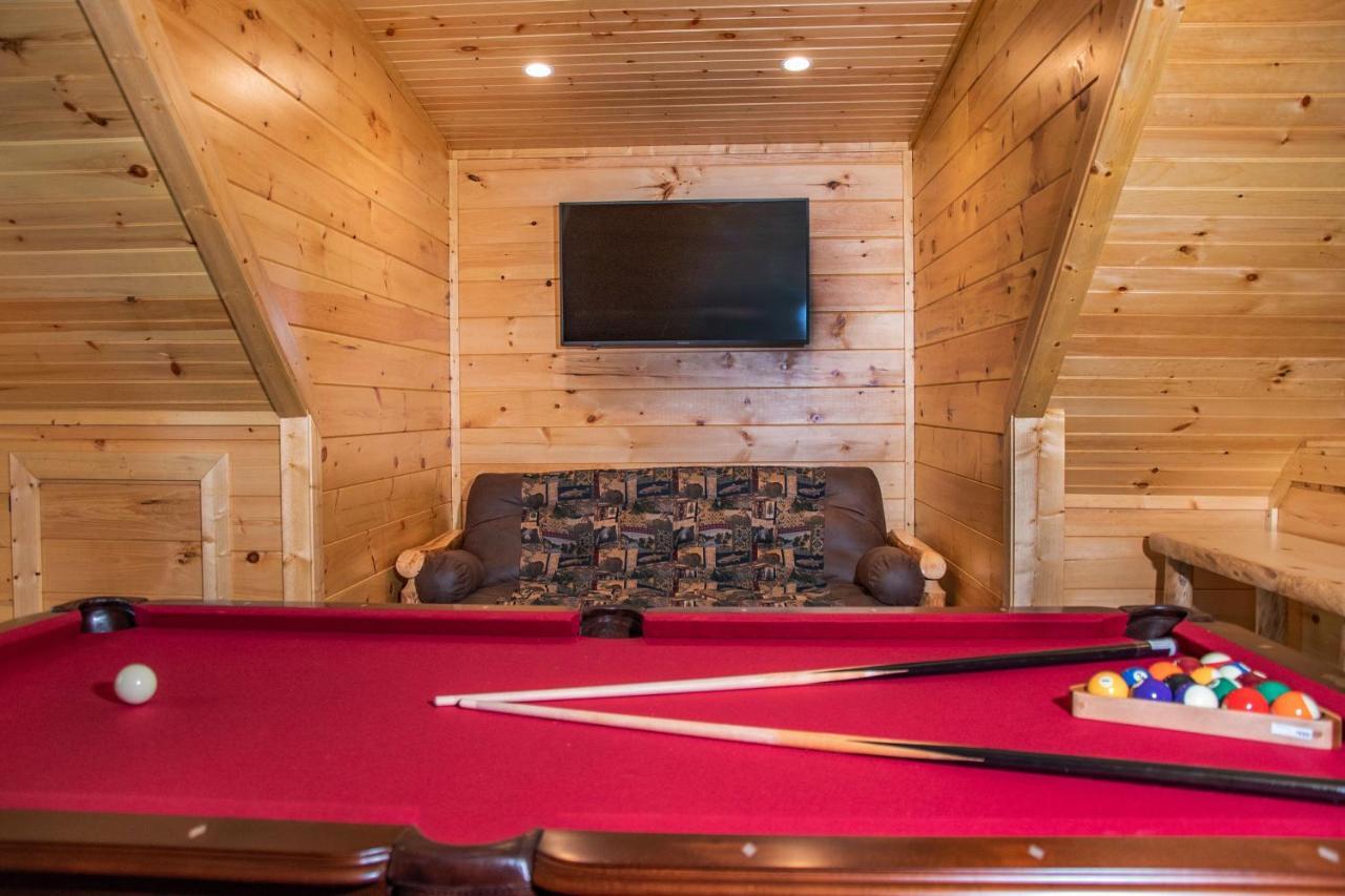 Black Bear Getaway Pigeon Forge