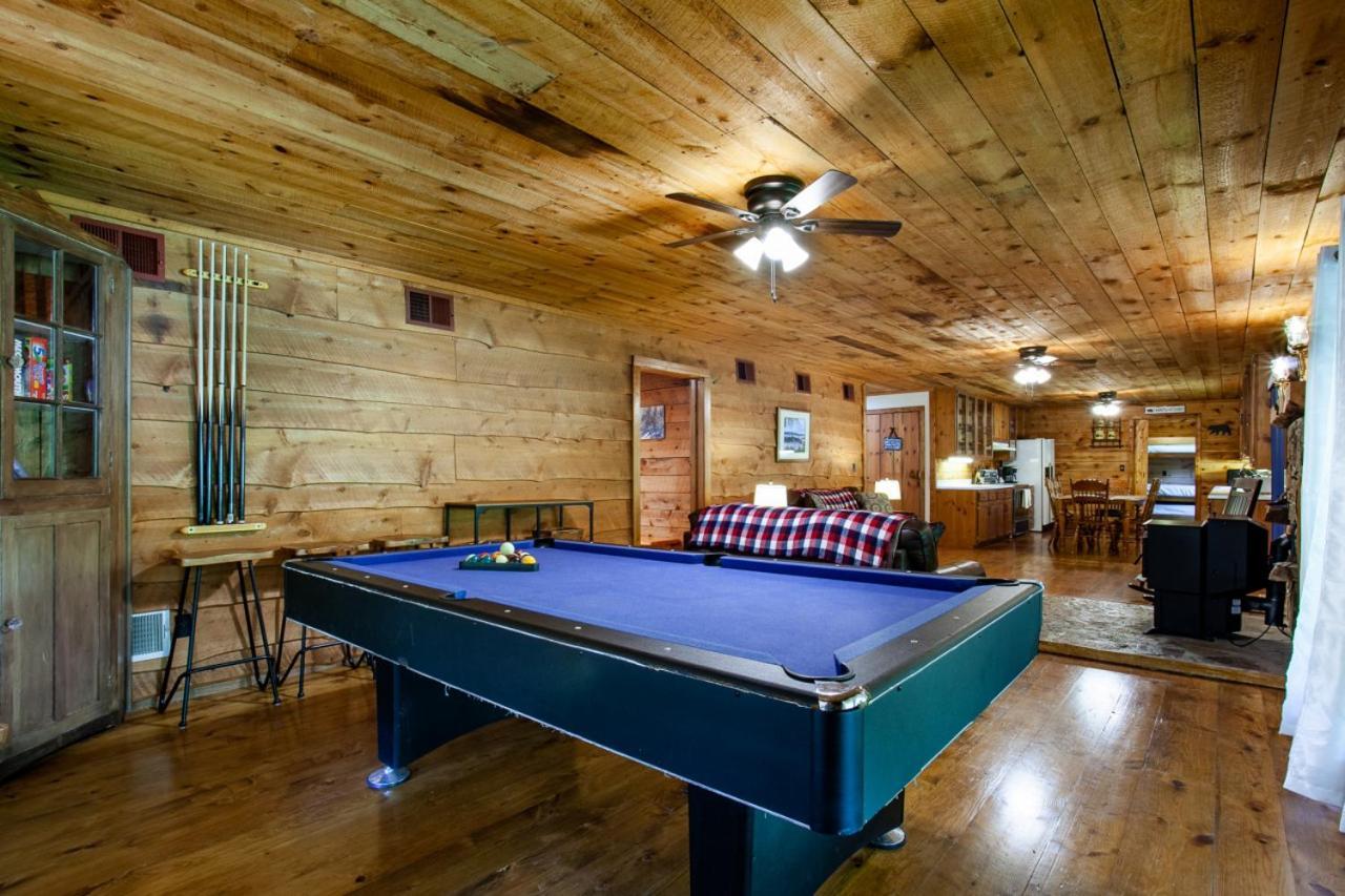 Holiday home Forest Hot Tub Fire Pit Pool Table *