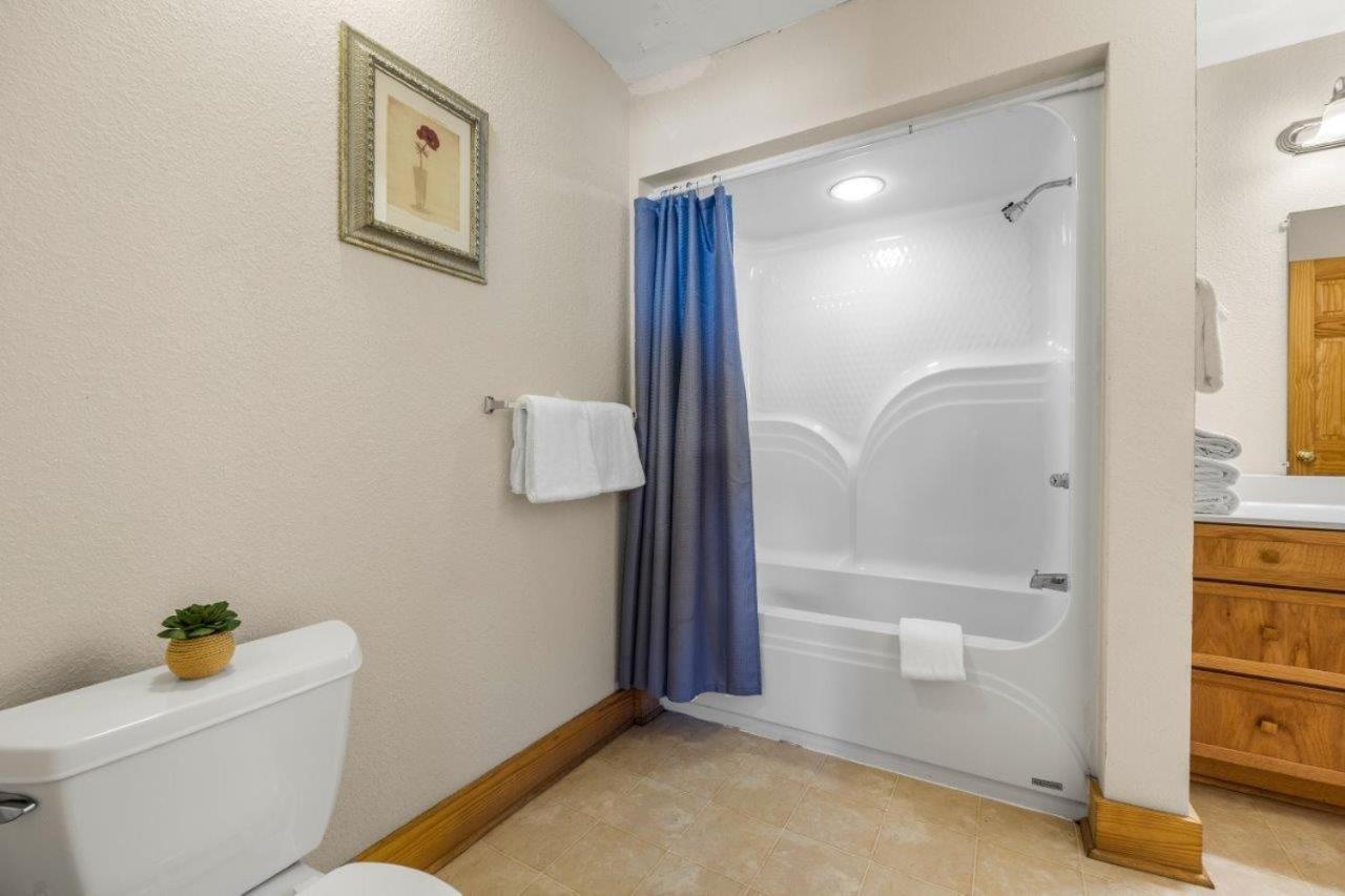 Poplar Point Unit 12f