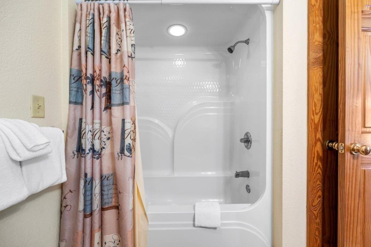 Poplar Point Unit 12d Pigeon Forge