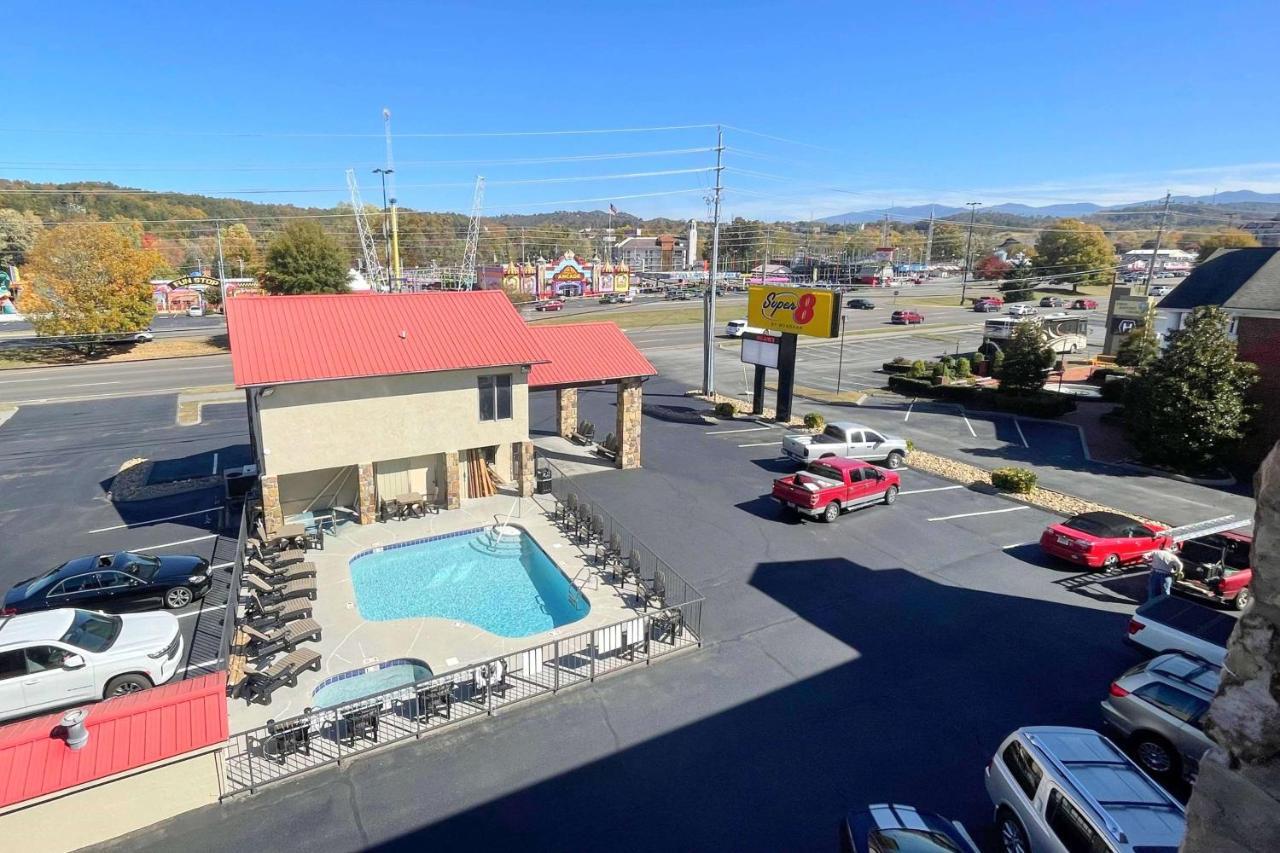 Super 8 By Wyndham Downtown