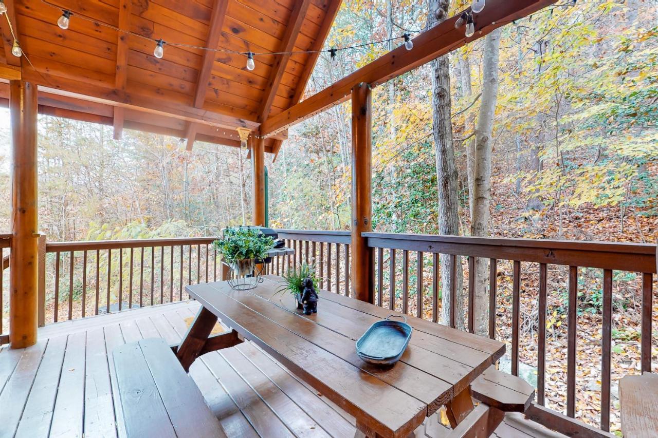Chillin On Mountain Time Holiday home Pigeon Forge