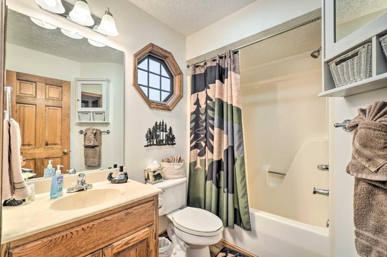 Picturesque With Mountain Views *