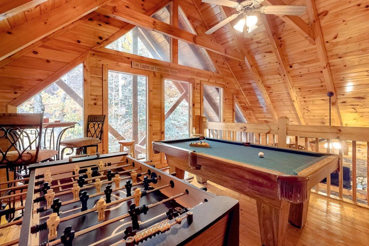 Chillin On Mountain Time Holiday home Pigeon Forge