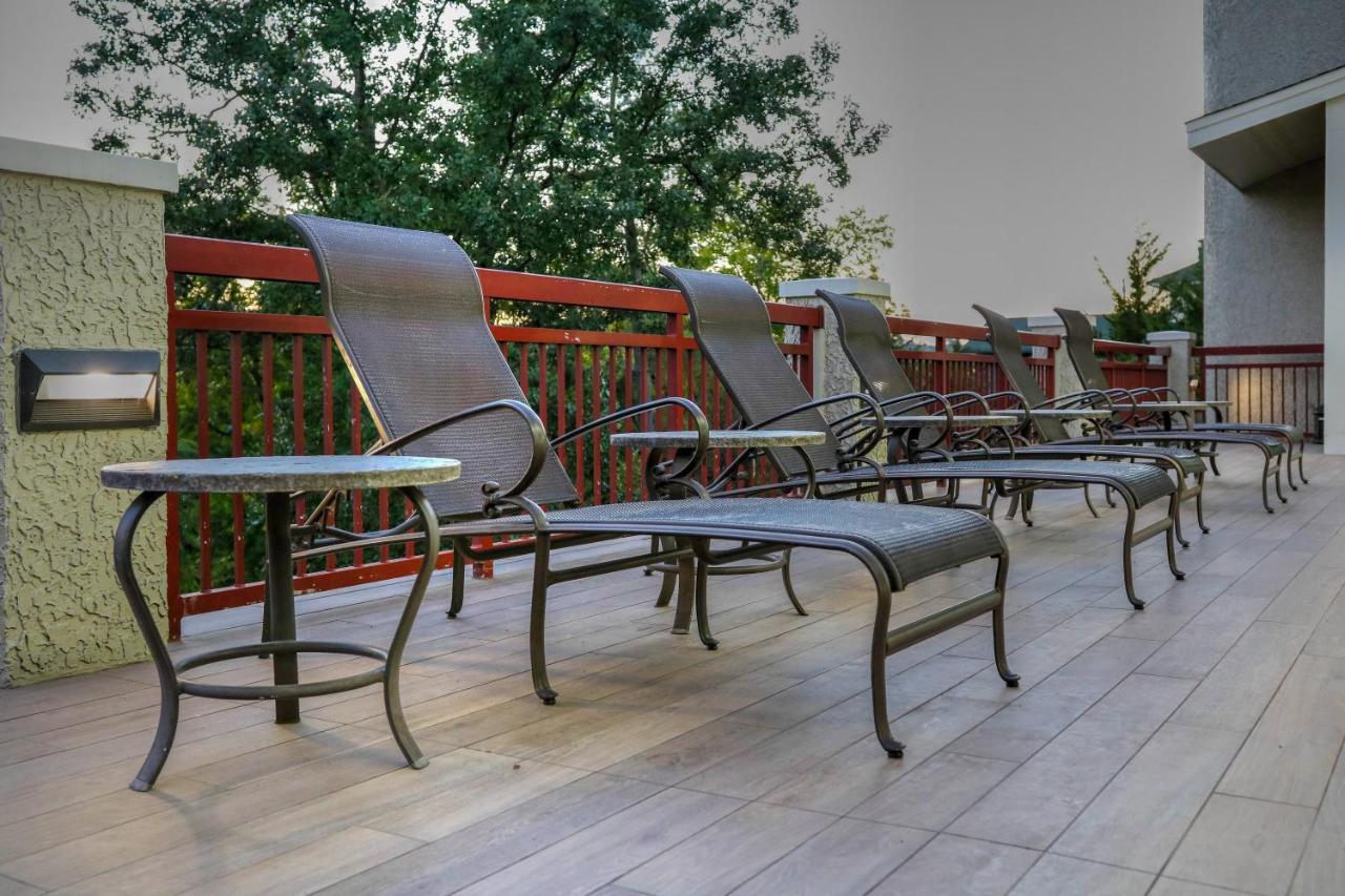 Hotel Riverstone & Pigeon Forge