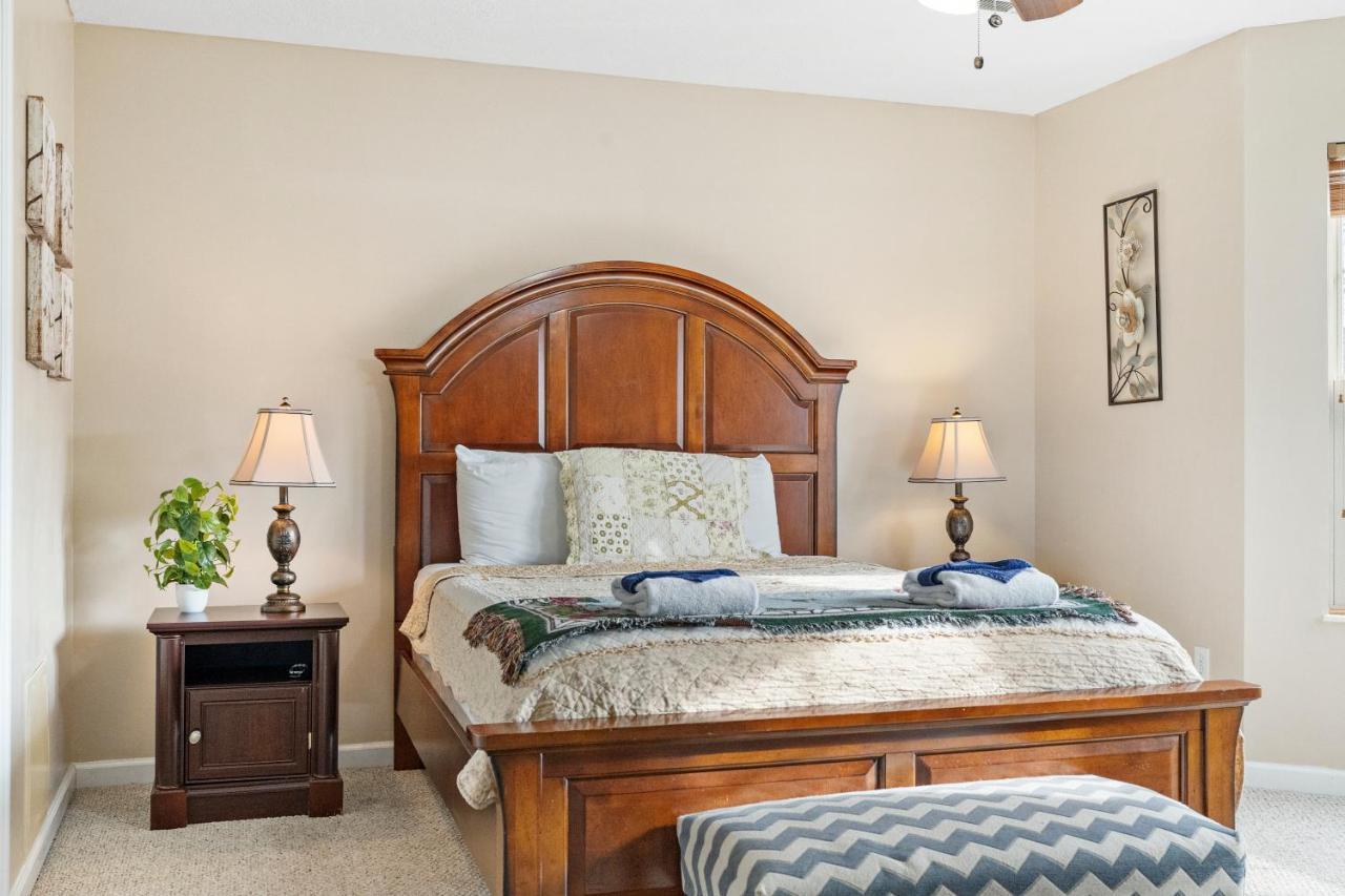 Rest Assured, Wifi, 1089 Free Tickets Each Paid Day, Dollywood And Holiday home *