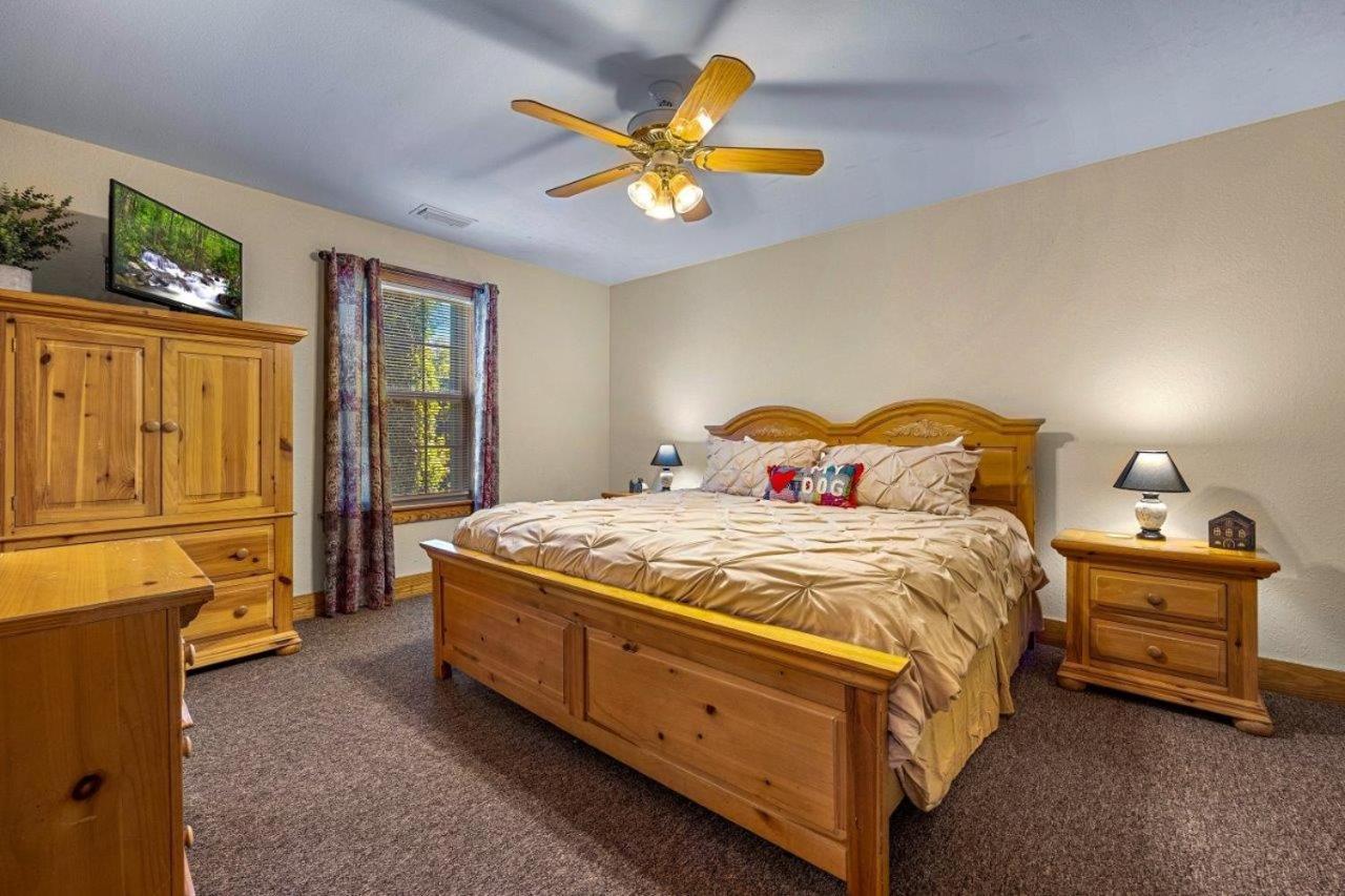 Apartment Poplar Point Unit 12c *