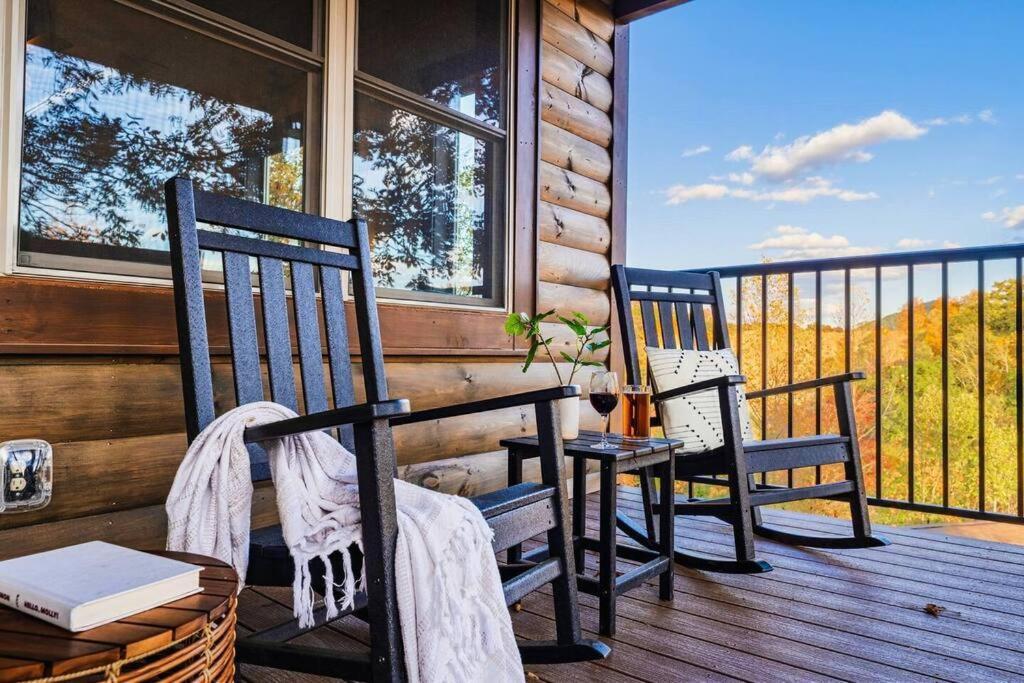 New Discount, Private Pool, Fire Pit, Theater, Hot Tub