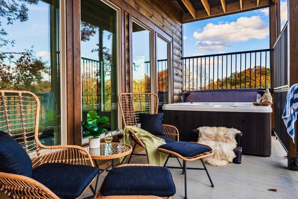 New Discount, Private Pool, Fire Pit, Theater, Hot Tub Holiday home