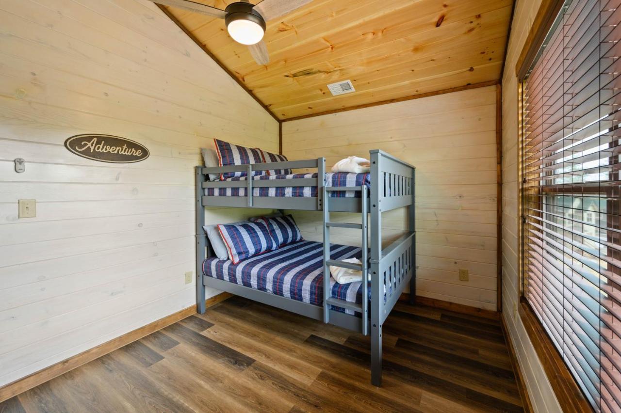 Osprey Nest Modern New
