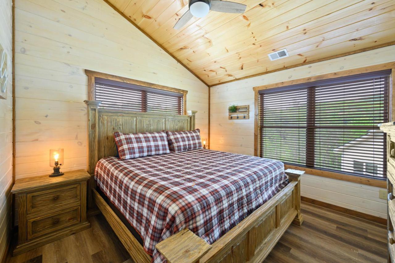 Osprey Nest Modern New Pigeon Forge