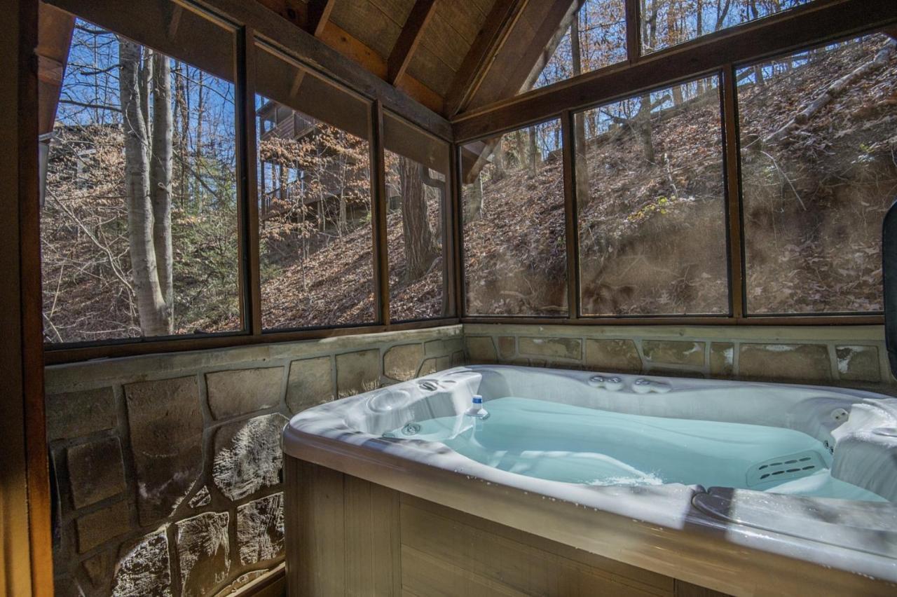 Holiday home Er97 - Squirrel's Retreat - Close To The Action In Pigeon Forge!