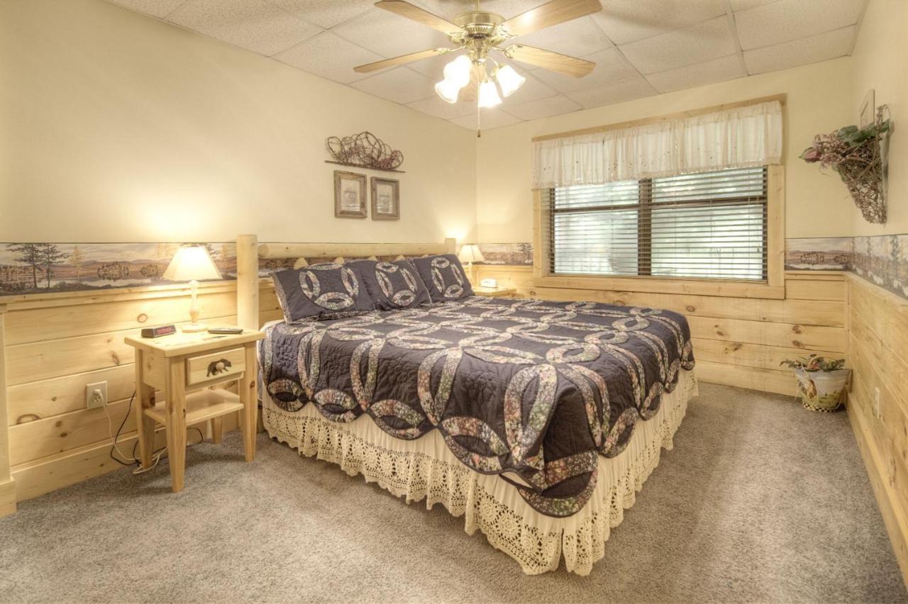 Er308- The Cozy Bear- Great Location- Close To Town Holiday home